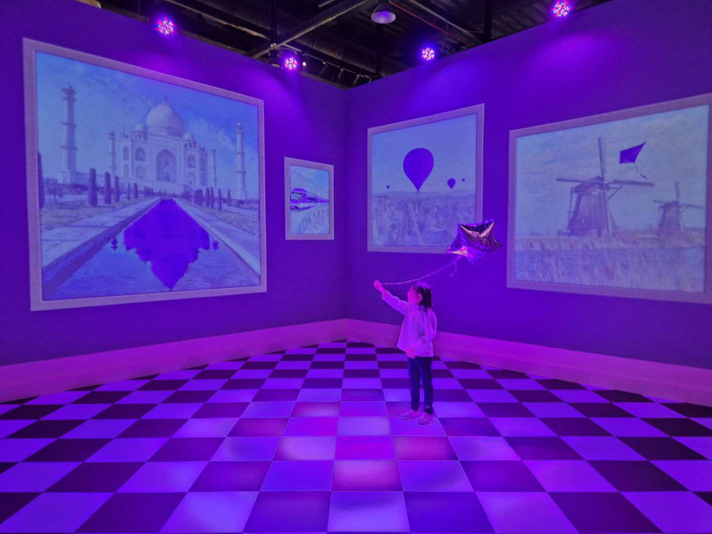 士林科教館特展-彩色氣球房間